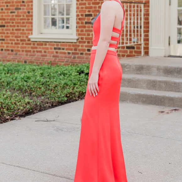 prom dress - Picture 7 of 8